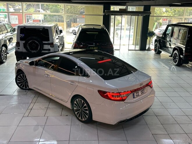 Hyundai Grandeur 2015, 226,200 km - 2.2 л - Bakı
