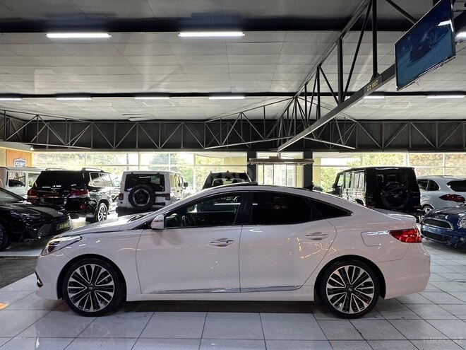 Hyundai Grandeur 2015, 226,200 km - 2.2 л - Bakı