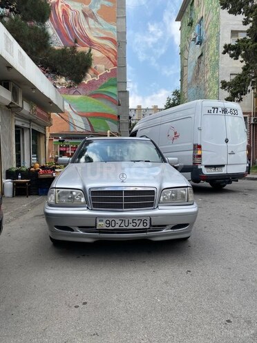Mercedes C 220 2000, 350,000 km - 2.2 l - Bakı