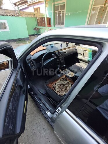 Mercedes E 240 1998, 248,939 km - 2.4 л - İmişli