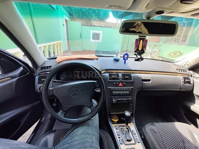 Mercedes E 240 1998, 248,939 km - 2.4 л - İmişli