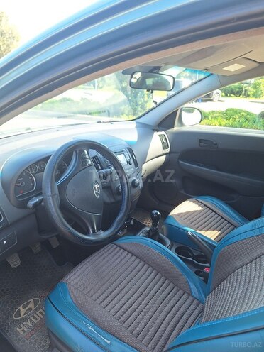 Hyundai i30 2009, 421,000 km - 1.6 л - Bakı