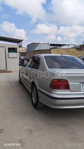 BMW 528 1999, 398,256 km - 2.8 l - Bakı