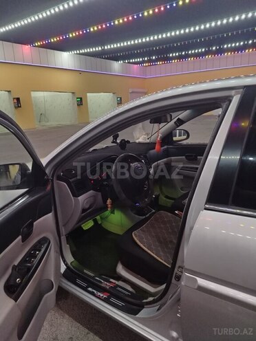 Hyundai Accent 2006, 225,000 km - 1.6 l - Göyçay