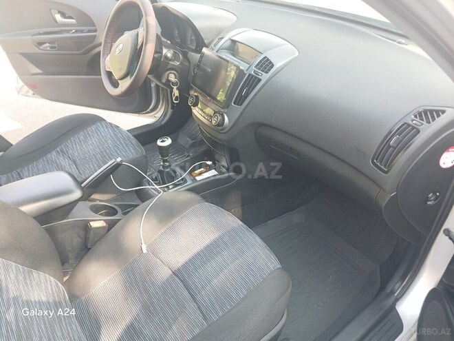 Kia  2008, 338,245 km - 1.6 l - Tovuz