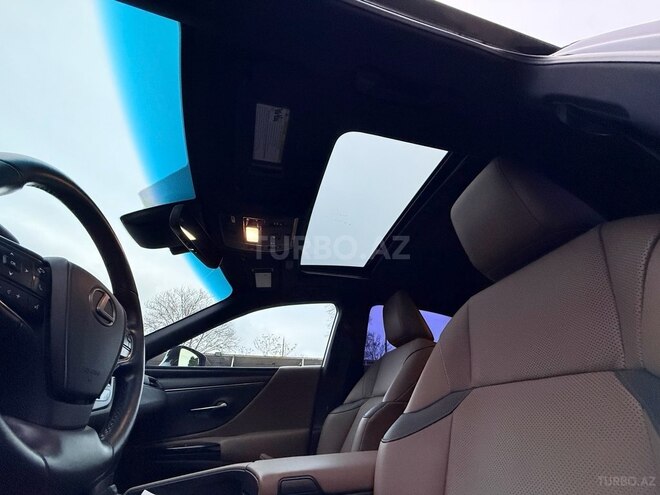Lexus ES 300h 2023, 53,000 km - 2.5 l - Bakı