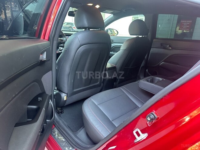 Hyundai Elantra 2016, 110,800 km - 1.6 l - Bakı