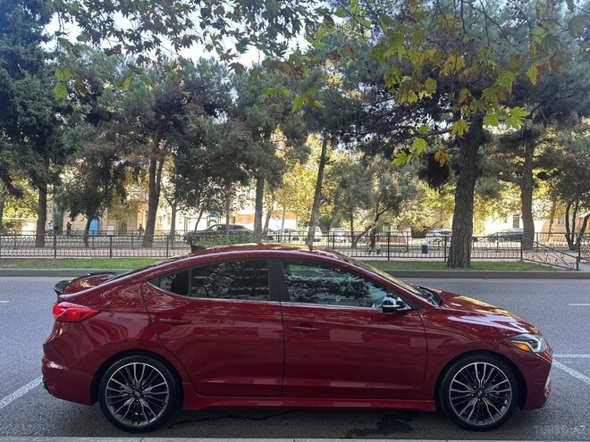 Hyundai Elantra 2016, 110,800 km - 1.6 l - Bakı