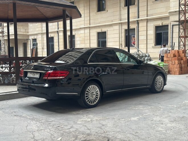 Mercedes E 220 2015, 252,000 km - 2.1 l - Bakı