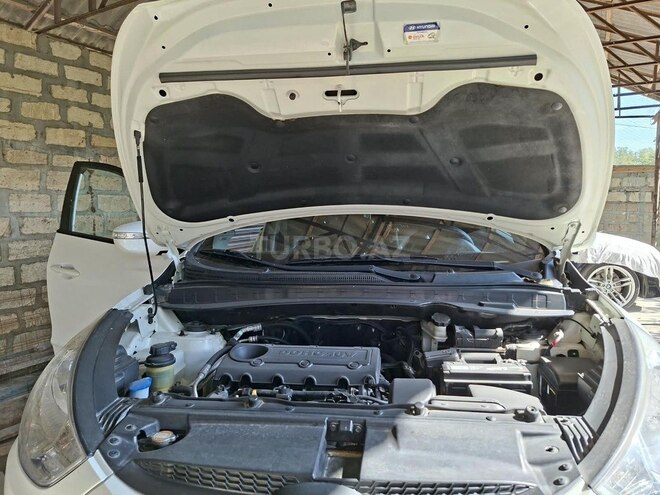 Hyundai ix35 2011, 137,000 km - 2.0 l - Şəki