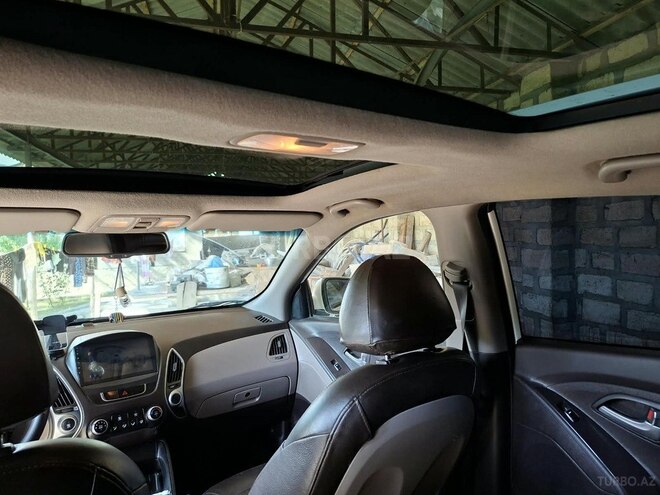 Hyundai ix35 2011, 137,000 km - 2.0 l - Şəki