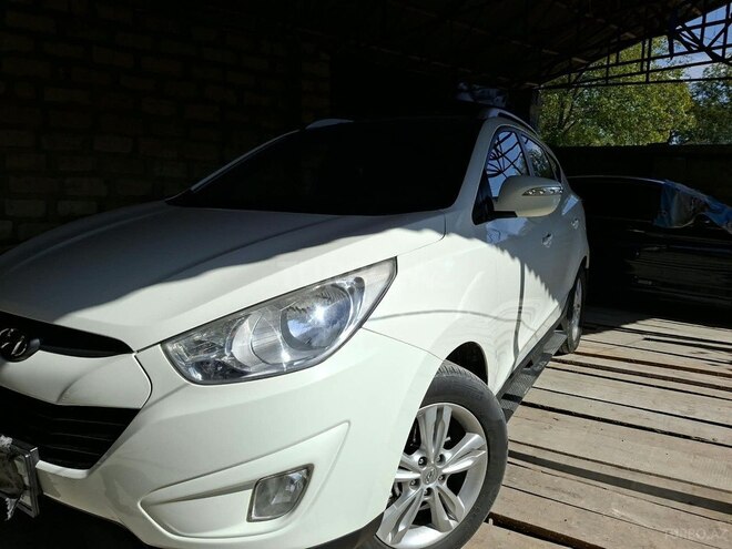 Hyundai ix35 2011, 137,000 km - 2.0 l - Şəki