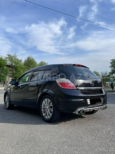 Opel Astra 2006, 398,000 km - 1.4 l - Şəki
