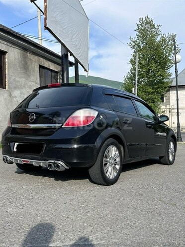 Opel Astra 2006, 398,000 km - 1.4 l - Şəki