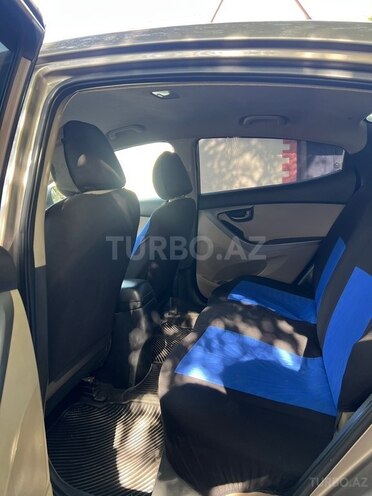 Hyundai Elantra 2014, 243,011 km - 1.8 л - Quba