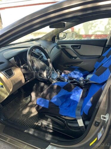 Hyundai Elantra 2014, 243,011 km - 1.8 л - Quba