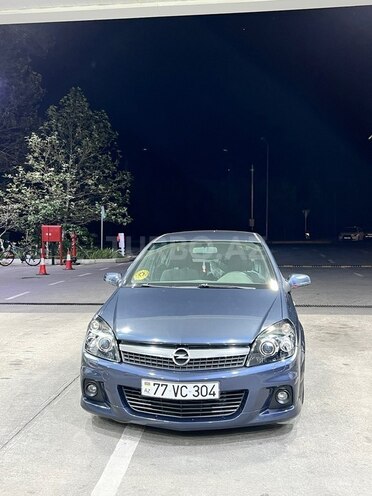 Opel Astra 2009, 272,000 km - 1.4 l - Gəncə