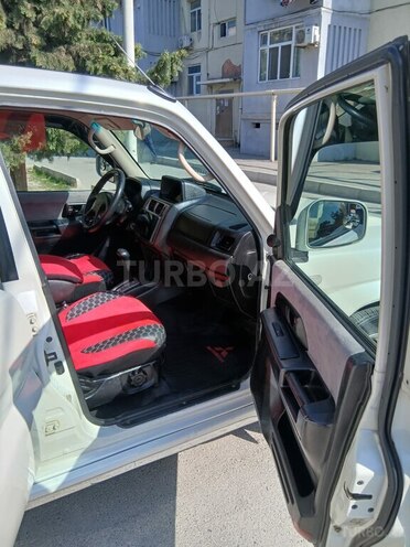 Mitsubishi Pajero io 2004, 252,000 km - 2.0 л - Bakı