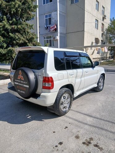 Mitsubishi Pajero io 2004, 252,000 km - 2.0 л - Bakı