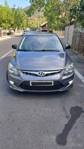Hyundai i30 2010, 322,000 km - 1.6 л - Şəki