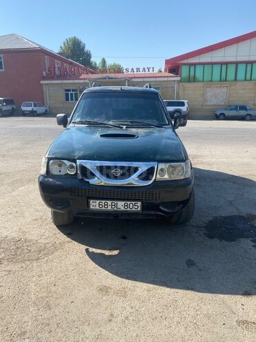 Nissan  2002, 180,000 km - 2.7 l - Şərur