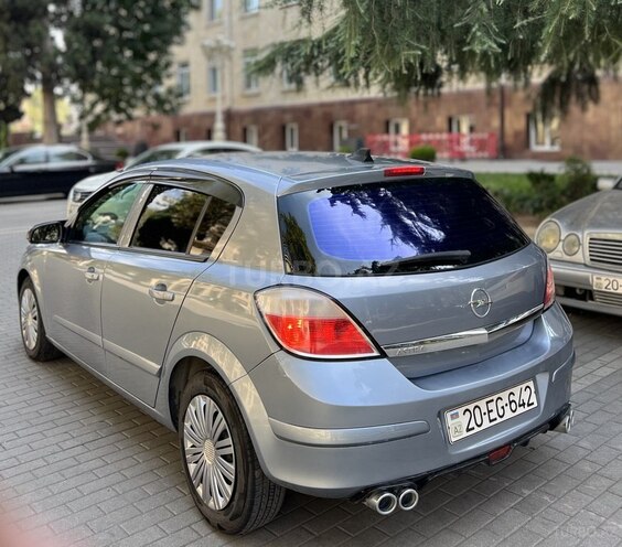 Opel Astra 2006, 296,000 km - 1.4 l - Gəncə