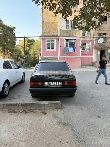 Mercedes 190 1992, 302,000 km - 2.0 l - Sumqayıt