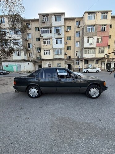 Mercedes 190 1992, 302,000 km - 2.0 l - Sumqayıt