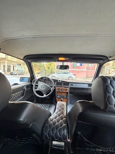 Mercedes 190 1992, 302,000 km - 2.0 l - Sumqayıt