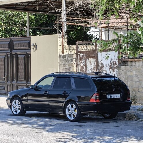 Mercedes C 200 1999, 517,116 km - 2.2 l - Şamaxı