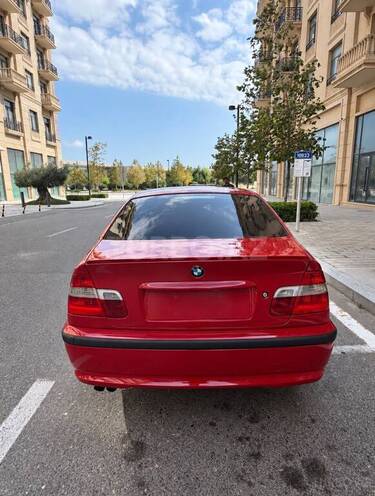 BMW 318 2002, 241,000 km - 2.0 l - Bakı