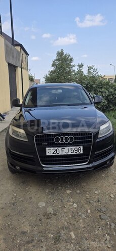 Audi Q7 2006, 218,000 km - 4.2 l - Gəncə