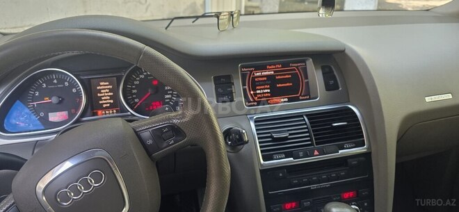 Audi Q7 2006, 218,000 km - 4.2 l - Gəncə