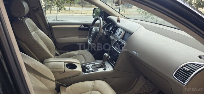 Audi Q7 2006, 218,000 km - 4.2 l - Gəncə