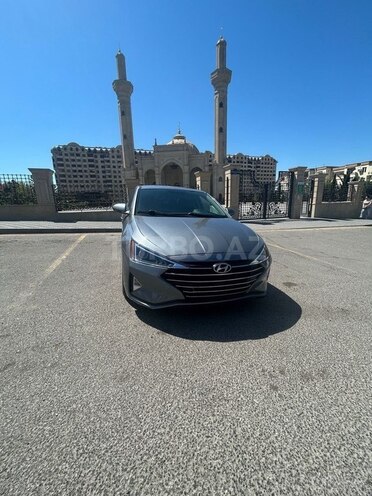 Hyundai Elantra 2018, 247,704 km - 2.0 л - Bakı