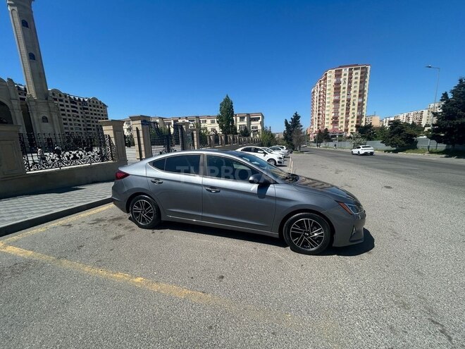 Hyundai Elantra 2018, 247,704 km - 2.0 л - Bakı