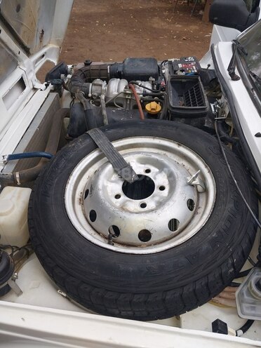 LADA (VAZ) Niva 2015, 85,000 km - 1.7 л - Lerik