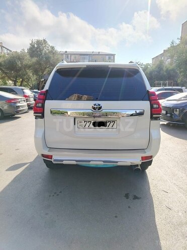 Toyota Land Cruiser Prado 2010, 254,000 km - 2.7 л - Bakı