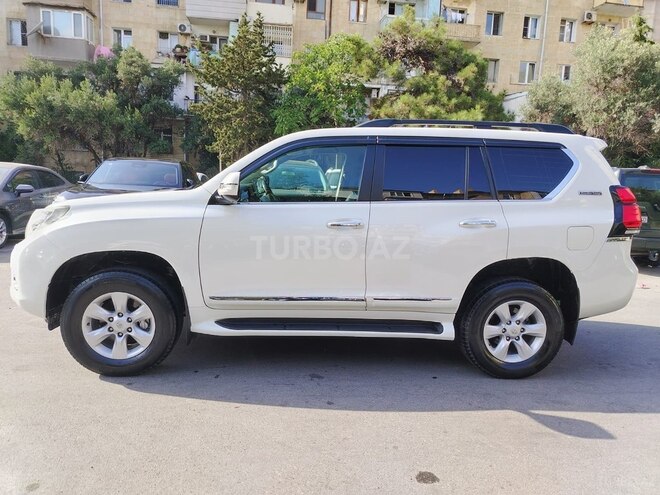 Toyota Land Cruiser Prado 2010, 254,000 km - 2.7 л - Bakı