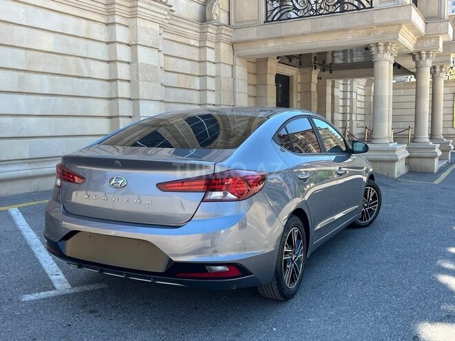 Hyundai Elantra 2018, 247,704 km - 2.0 л - Bakı