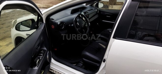 Toyota Aqua 2014, 160,000 km - 1.5 л - Gəncə