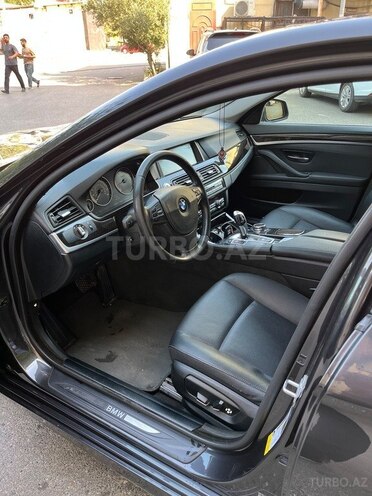 BMW 528 2013, 320,000 km - 2.0 l - Bakı