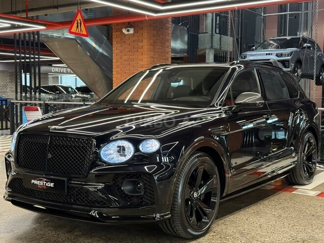 Bentley Bentayga 2023, 10,000 km - 4.0 l - Bakı