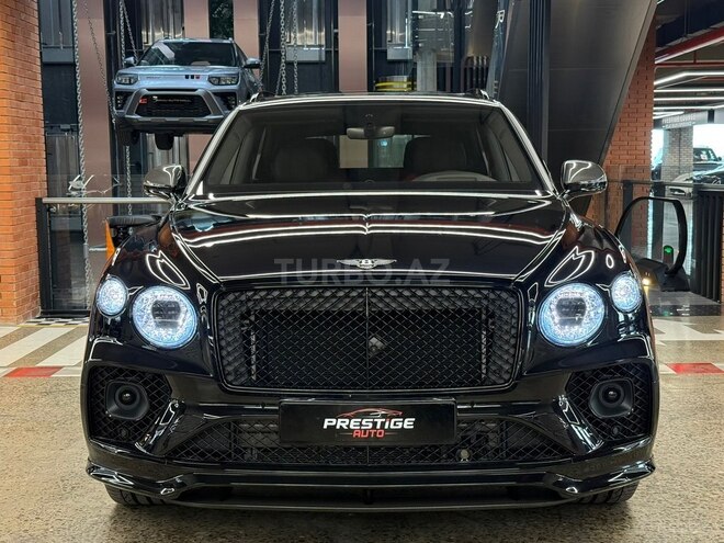 Bentley Bentayga 2023, 10,000 km - 4.0 l - Bakı