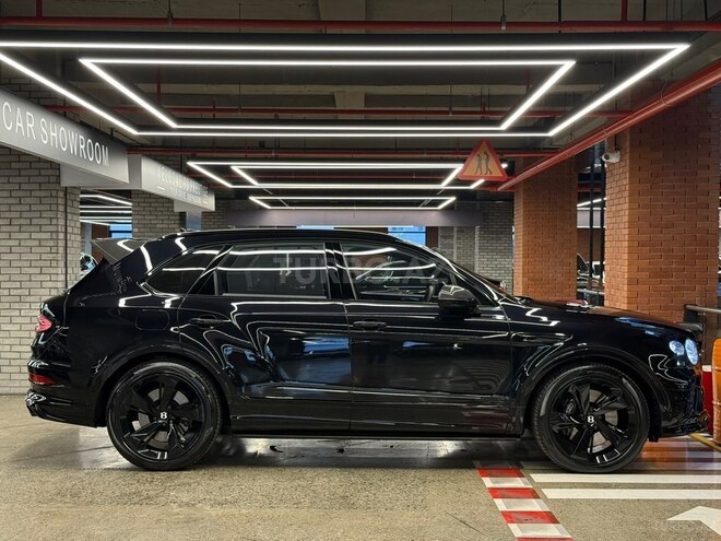 Bentley Bentayga 2023, 10,000 km - 4.0 l - Bakı