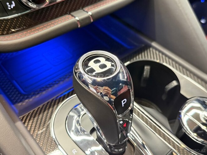 Bentley Bentayga 2023, 10,000 km - 4.0 l - Bakı