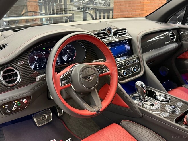 Bentley Bentayga 2023, 10,000 km - 4.0 l - Bakı