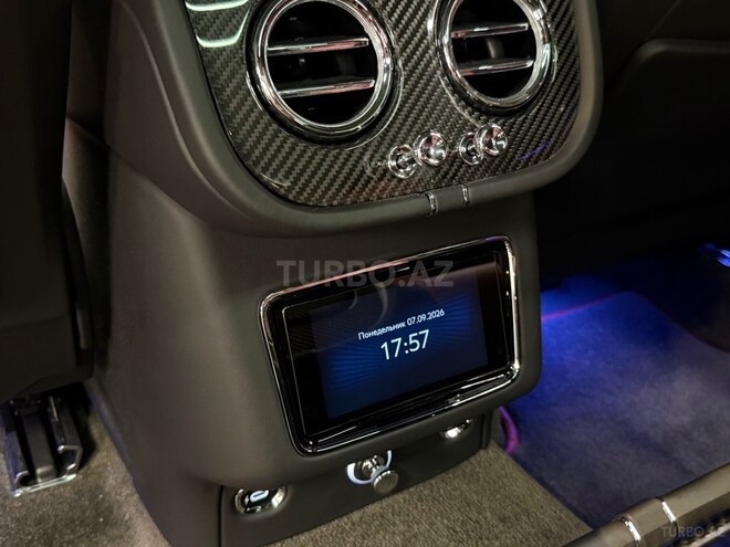 Bentley Bentayga 2023, 10,000 km - 4.0 l - Bakı