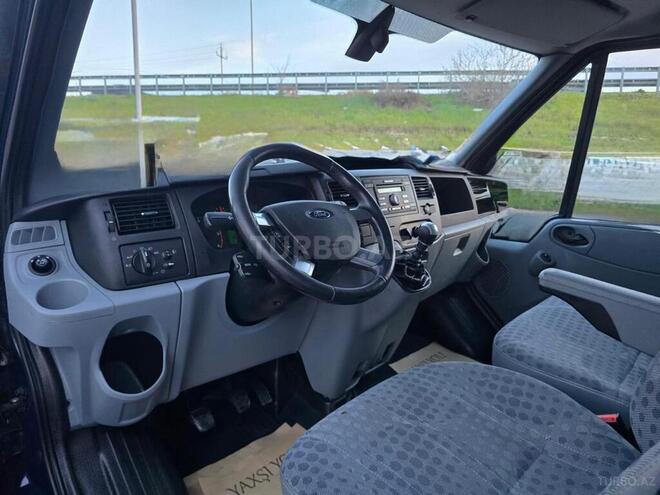 Ford Transit 2011, 269,000 km - 2.2 l - Quba