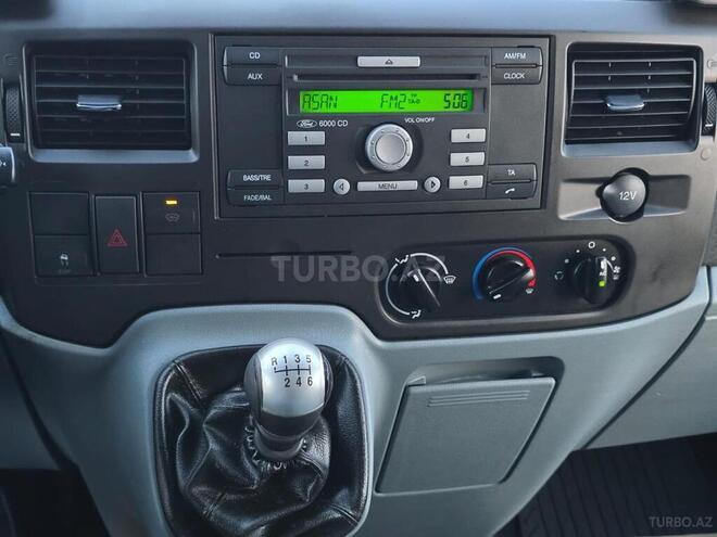 Ford Transit 2011, 269,000 km - 2.2 l - Quba